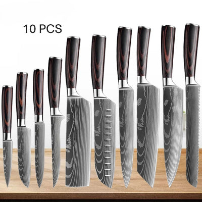 Un couteau japonais pour vos créations culinaires 10 pièces